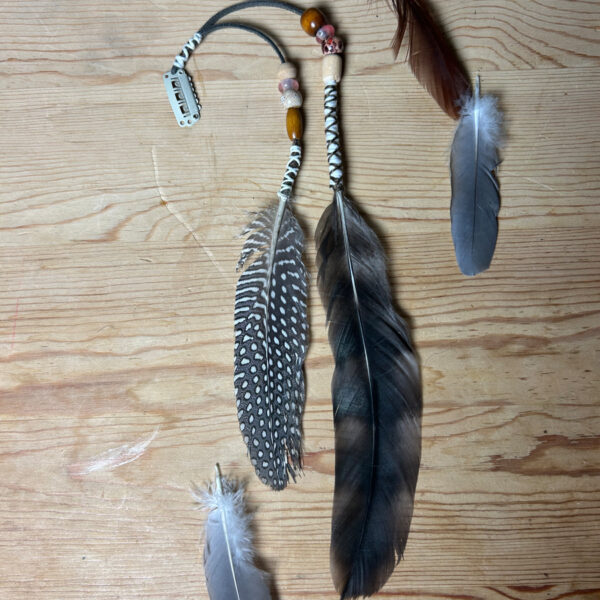 Feather clip in 'the earth collection' no.5.
