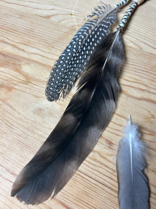 Feather clip in 'the earth collection' no.5. - Image 3